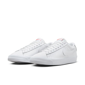 
                  
                    ZOOM BLAZER LOW PRO GT ISO
                  
                